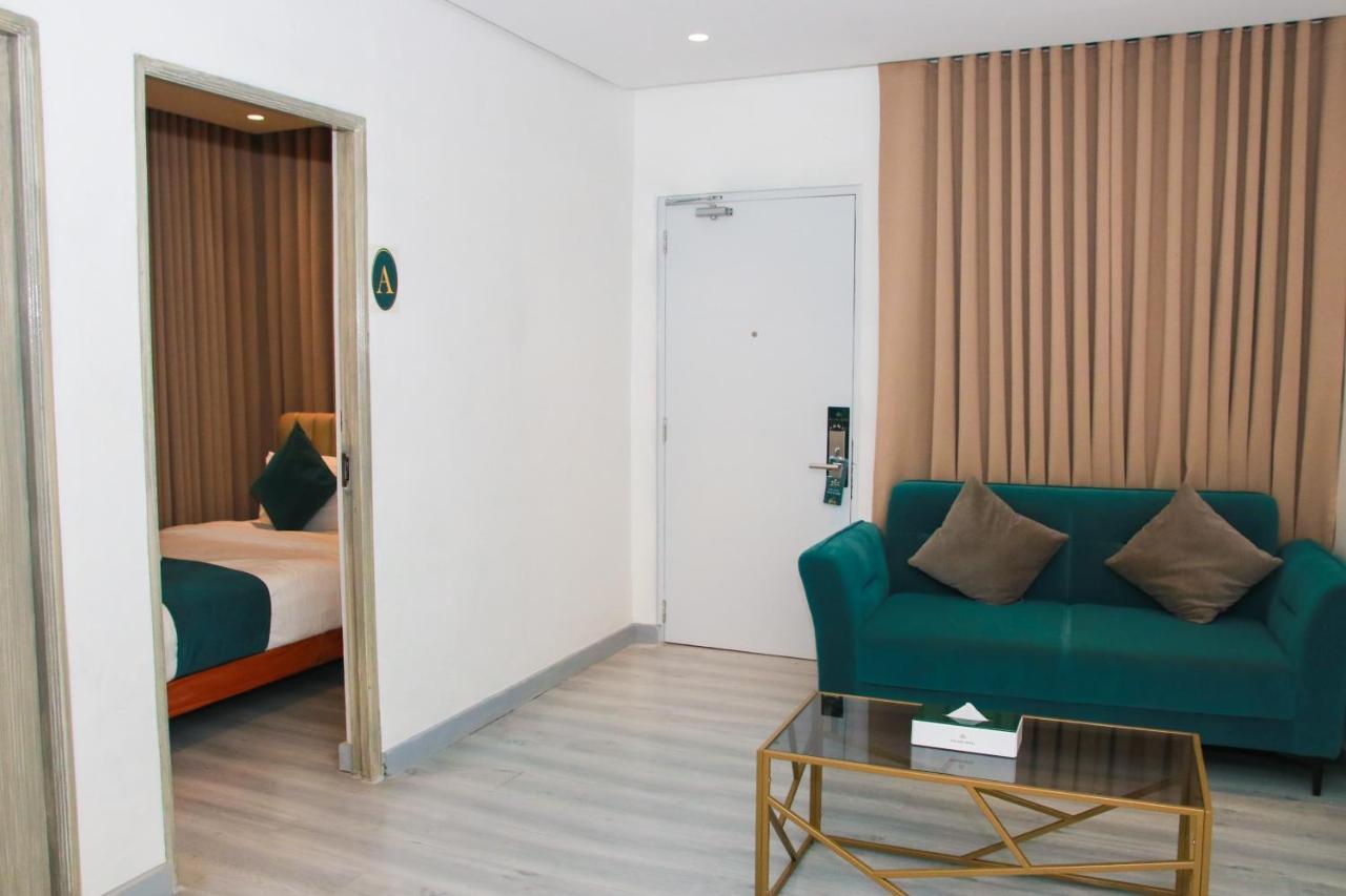 ליפה Solano Residences מראה חיצוני תמונה